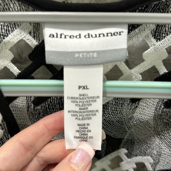 Unique Alfred Dunner Jacket - Picture 3 of 3